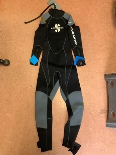 【取り引き中】Scubapro ウェットスーツ3mm　レディース　XS