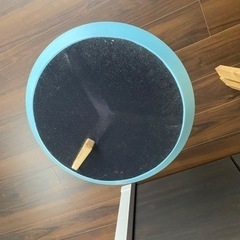 値下げしました。小さいテーブルセットは如何ですか？の画像