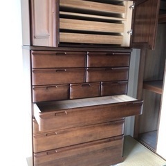 ③ 0円！無料！　タンス　　幅1110   奥行550   高さ2000の画像
