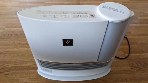 ☆美品☆ SHARP 加湿セラミックファンヒーター　HX-H120-W