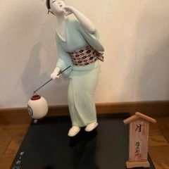 博多人形　西頭哲三郎作　美人物　月
