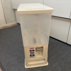 【お譲り先決定】米びつ