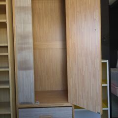 衣装棚　汚れてますが構わない方に差し上げます！