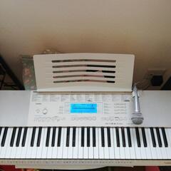 カシオ　電子キーボード　LK-221