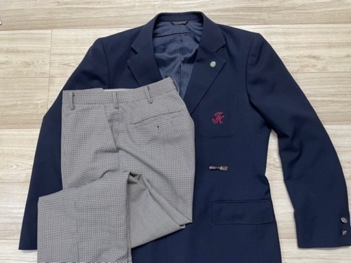 宝塚北高校　ブレザー　ズボン　セーター　タイピンセット