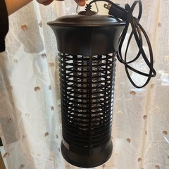 電撃殺虫機