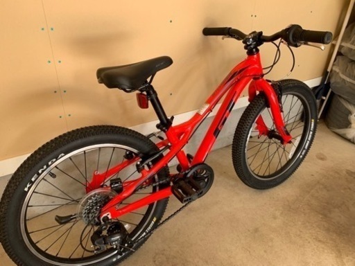 20インチ マウンテンバイク キッズ 子供用 MTB 自転車 GT