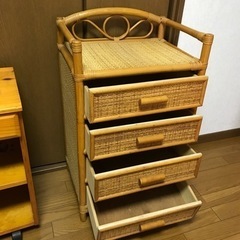 籐家具　4段引き出しの画像