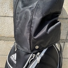 ゴルフバッグ(キャディーバッグ) アディダスの画像