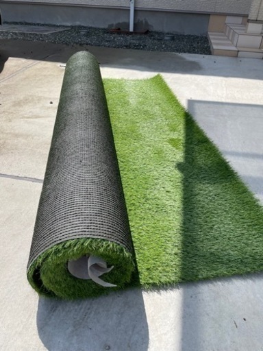 人工芝　2m×10m (未使用) 10,000円