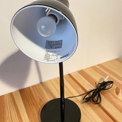 [値下げ] ニトリ デスクライト(HC-026T BK)の画像