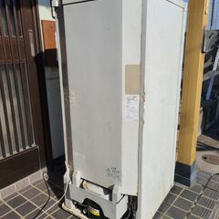 三菱 121L ノンフロン冷凍庫 MF-U12N-W 2009年製 三菱 121L ノンフロン冷凍庫 MF-U12N-W 2009年製 - メルカリ