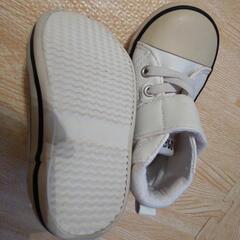 子供　靴　スニーカー　白　13.0の画像