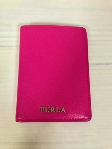 FURLA 定期入れ