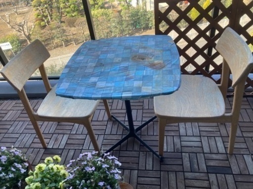 使用感ありますがお洒落！メープル材チェア2脚とテーブルのセット　引き取り希望