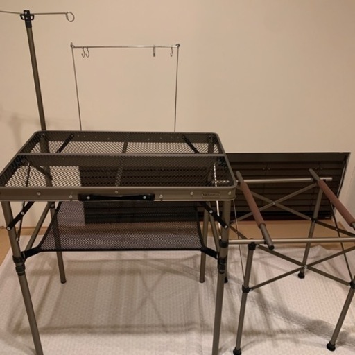 キャンプ用品　キャンプキッチン　コンテナー　クーラーボックス