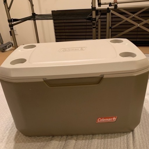 キャンプ用品　キャンプキッチン　コンテナー　クーラーボックス