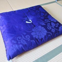 高級座布団の中古が安い！激安で譲ります・無料であげます