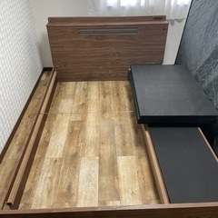 【熊本県八代市】ダブルベッド、マットレス、チェスト、ライト付き