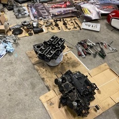 CBX400F CBR400F CBX550F エンジンや車体を高値でも買います！の画像