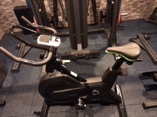 大人気！FITBOX（超静音スピンバイク）