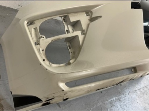 30 プリウス G's 後期 純正 フロントバンパー ホワイトパール 070