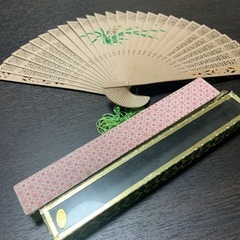 新品　おしゃれな扇子