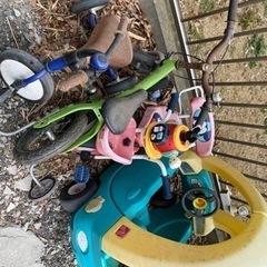 子供用 乗り物 バギー、三輪車、変身バイク まとめて。