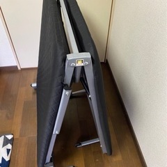 折りたたみベッド　シングルサイズ　引き取りに来れる方の画像
