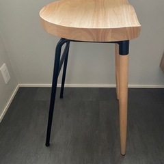 新品！ハイスツール  NovodiA Bar Stool   ブラックの画像