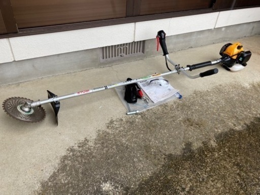 草刈り機（新古）