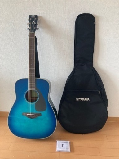 美品アコースティックギター