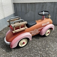 レトロ 外国の消防車の画像