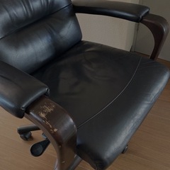 富士ファニチア •デスクチェアー