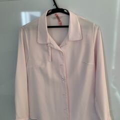 【中古美品】【送料込み】【事務服】ブラウス　1点売り