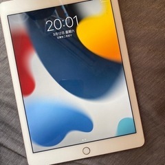 iPad Pro 9.7 インチ　32GB Wi-Fi+Cell...