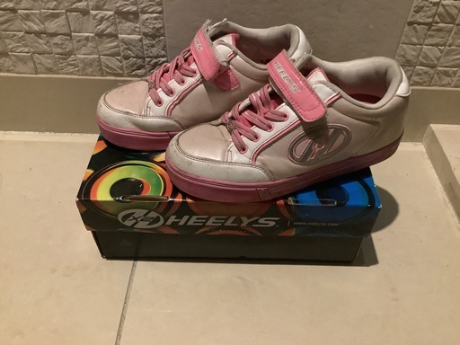 ヒーリーズ　22センチ　ピンク　ローラーシューズ　HEELYS