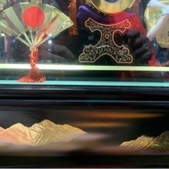 美品　彫金兜　端午の節句　5月飾ケース入り　オルゴール付の画像