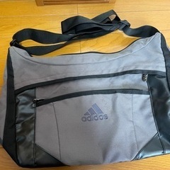 adidas ショルダーバッグ