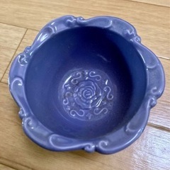 ANNA SUI 陶器の小物入れ