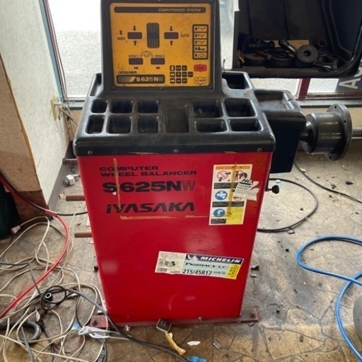 ホイールバランサー、S625N.イヤサカから購入、イタリア製