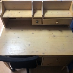 木製デスク椅子デスクライトも無料