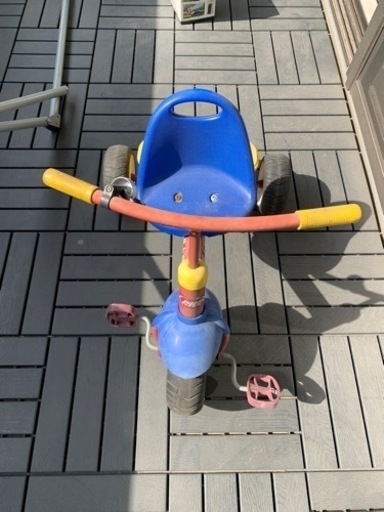 子供用　三輪車　ラジオフライヤー