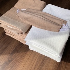カーテンとレースの2セットを2セット
