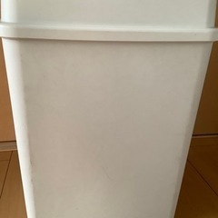 【値下げ】ゴミ箱　20L  日本製  未使用の画像
