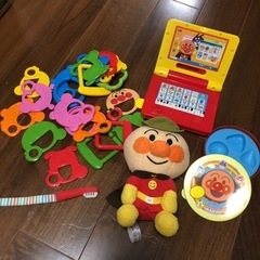 大量出品　ガレージセール♫ 洋服・日用品・ジュースなどなどの画像