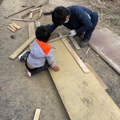 13日9時〜12時　ボランティア募集　ありがとうございました😊　午後〜草刈り機の棚づくりを手伝ってもらいました^_^ - ボランティア