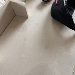 無料　学習机と棚の画像