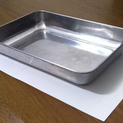 金属製トレーの画像