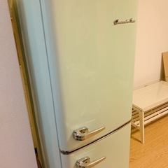 34,800→5,000 レトロ冷蔵庫 取引中